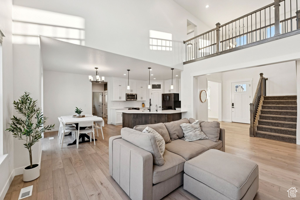 1568 N KELSEY WAY Saratoga Springs, UT 84045