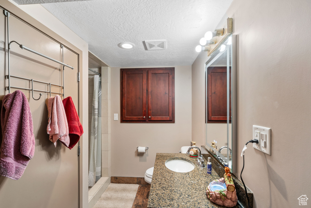 13684 S 2260 W Riverton, UT 84065