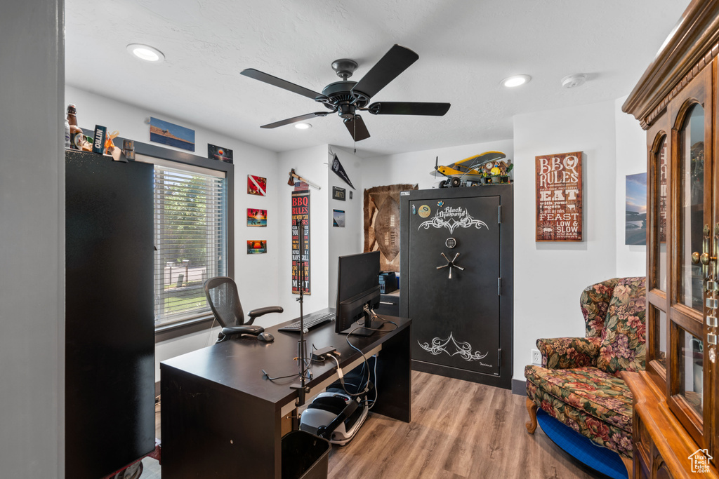 13684 S 2260 W Riverton, UT 84065