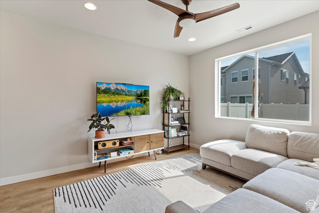 3045 S LAKESHORE DRIVE Syracuse, UT 84075
