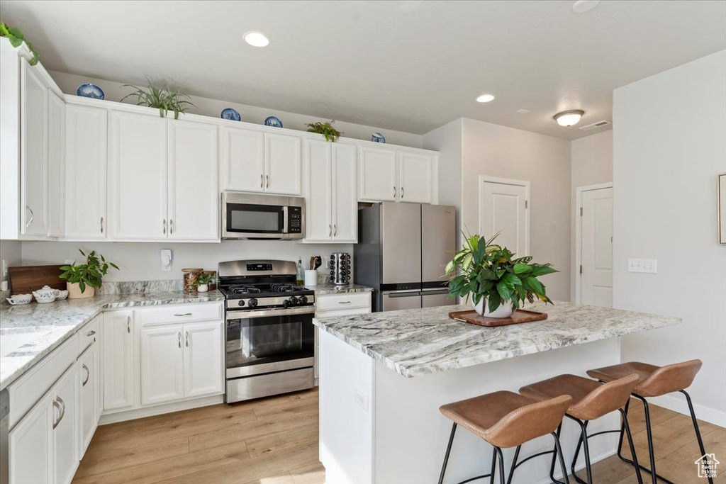 3045 S LAKESHORE DRIVE Syracuse, UT 84075