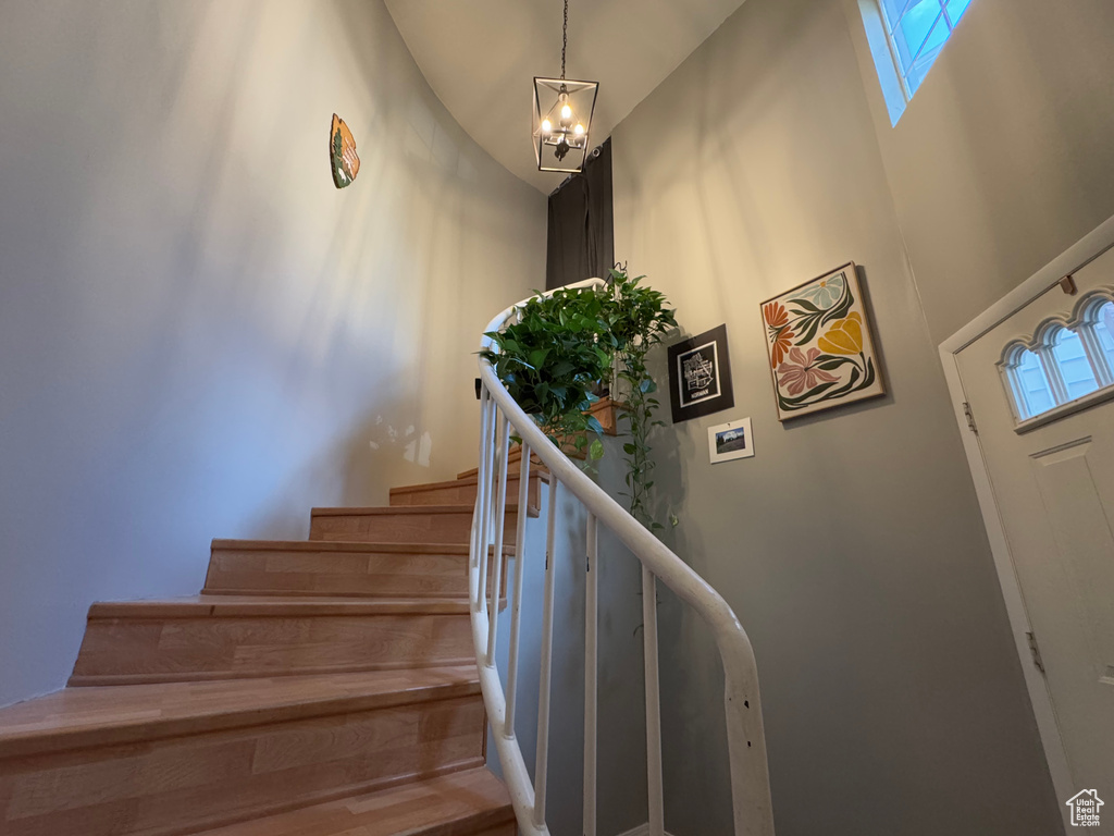 5449 S COASTAL CT Salt Lake City, UT 84123