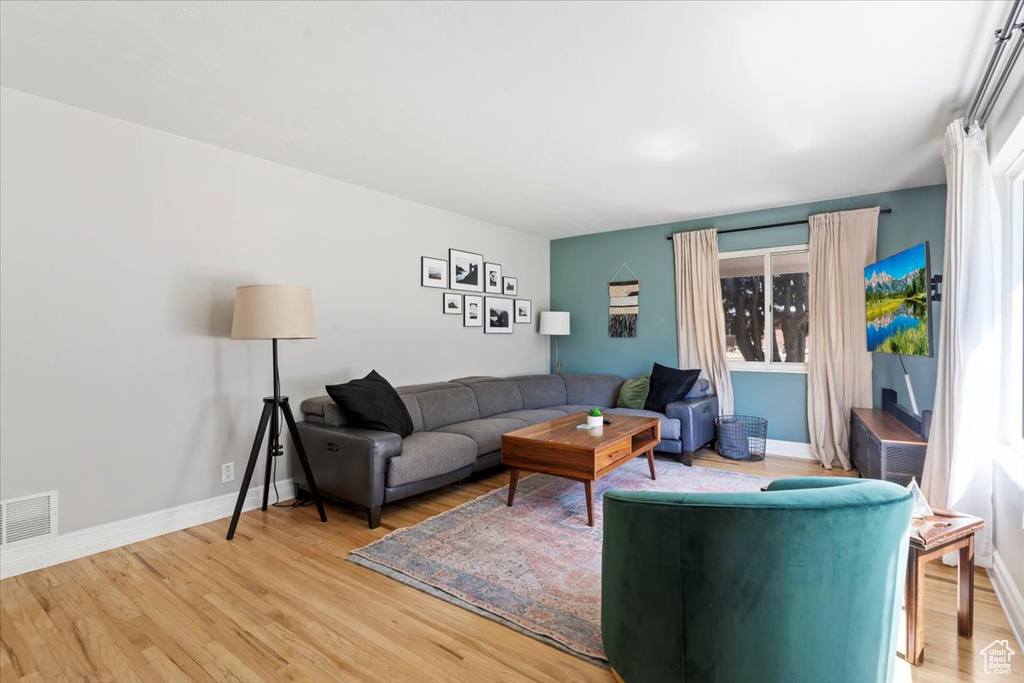 351 POLK AVE Ogden, UT 84404