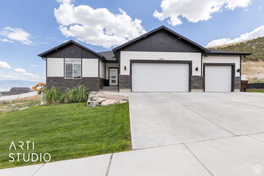 Photo 43 for MLS #2102438 at 3596 E Owahee St