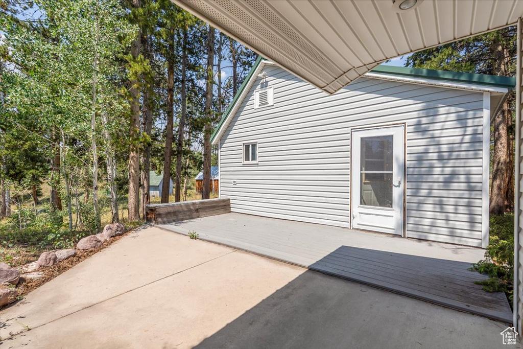 Photo 7 for MLS #2102441 at 4868 Foothill Dr