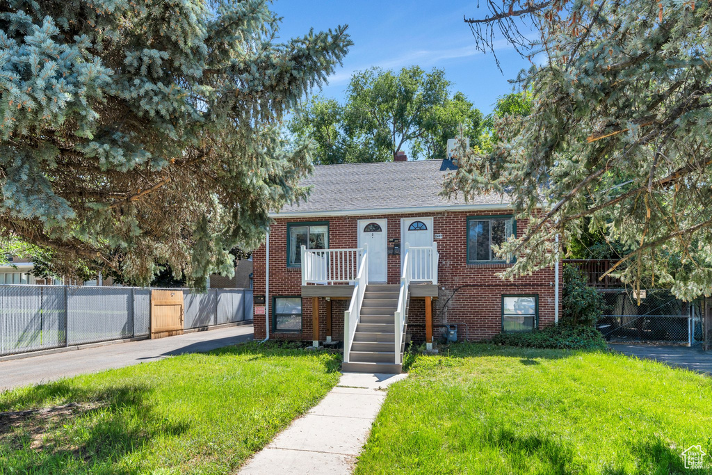 Photo 2 for MLS #2102444 at 2487 S 800 East