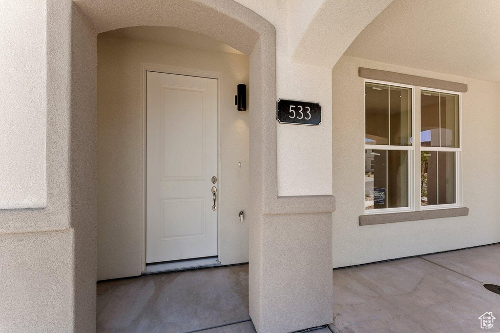 Photo 3 for MLS #2102477 at 533 W Owen Dr