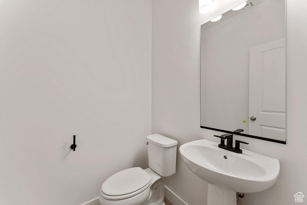 Photo 14 for MLS #2102477 at 533 W Owen Dr