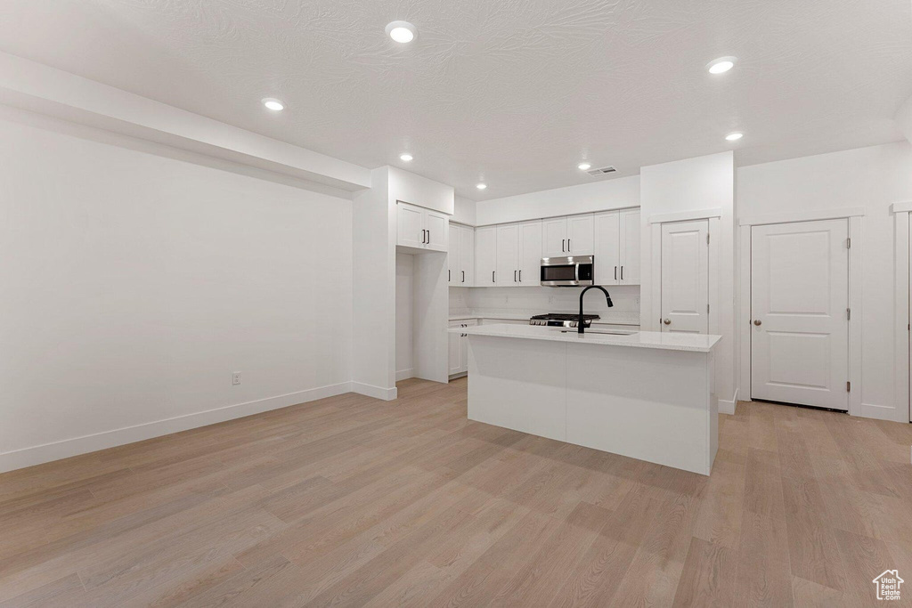 Photo 9 for MLS #2102477 at 533 W Owen Dr