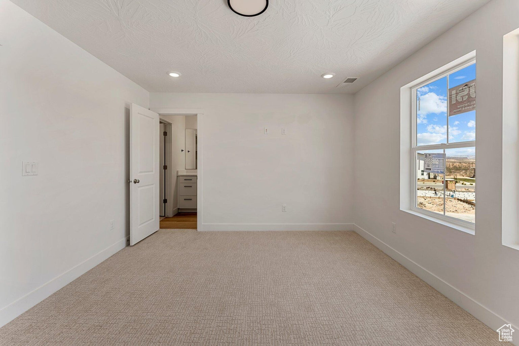 Photo 16 for MLS #2102477 at 533 W Owen Dr