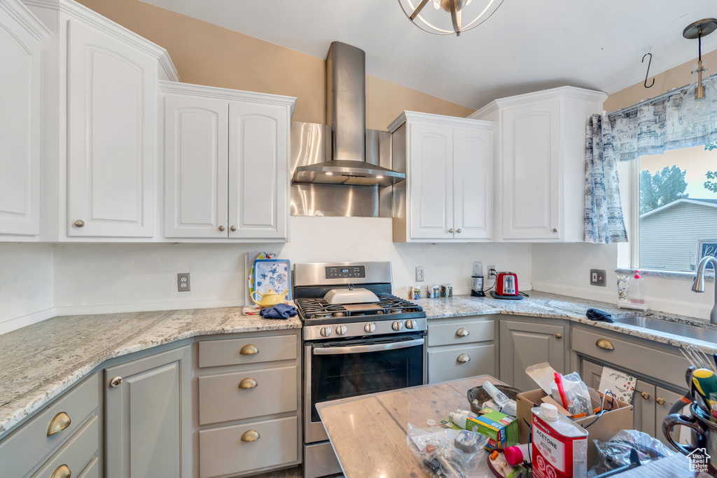 Photo 3 for MLS #2102481 at 18517 Carter Cir