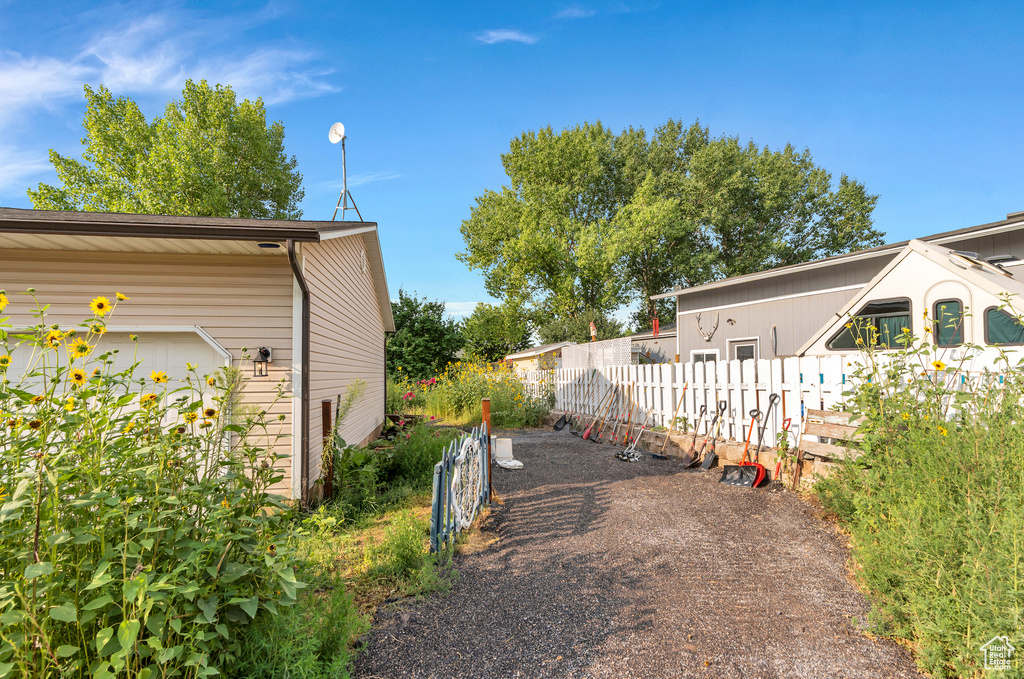 Photo 12 for MLS #2102481 at 18517 Carter Cir