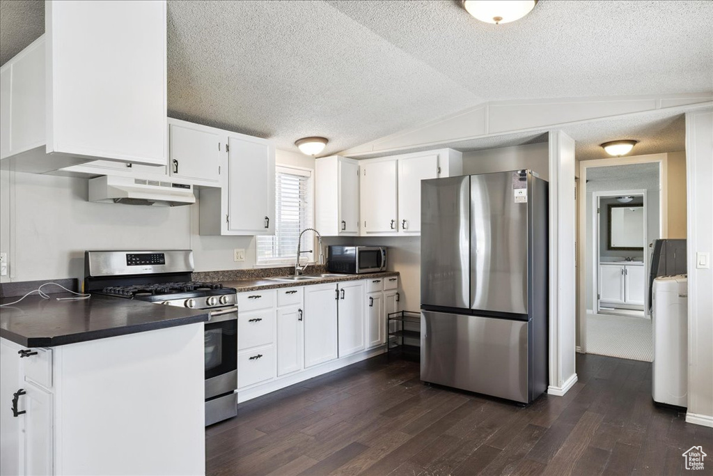 Photo 6 for MLS #2102515 at 3860 Midland Dr #C10