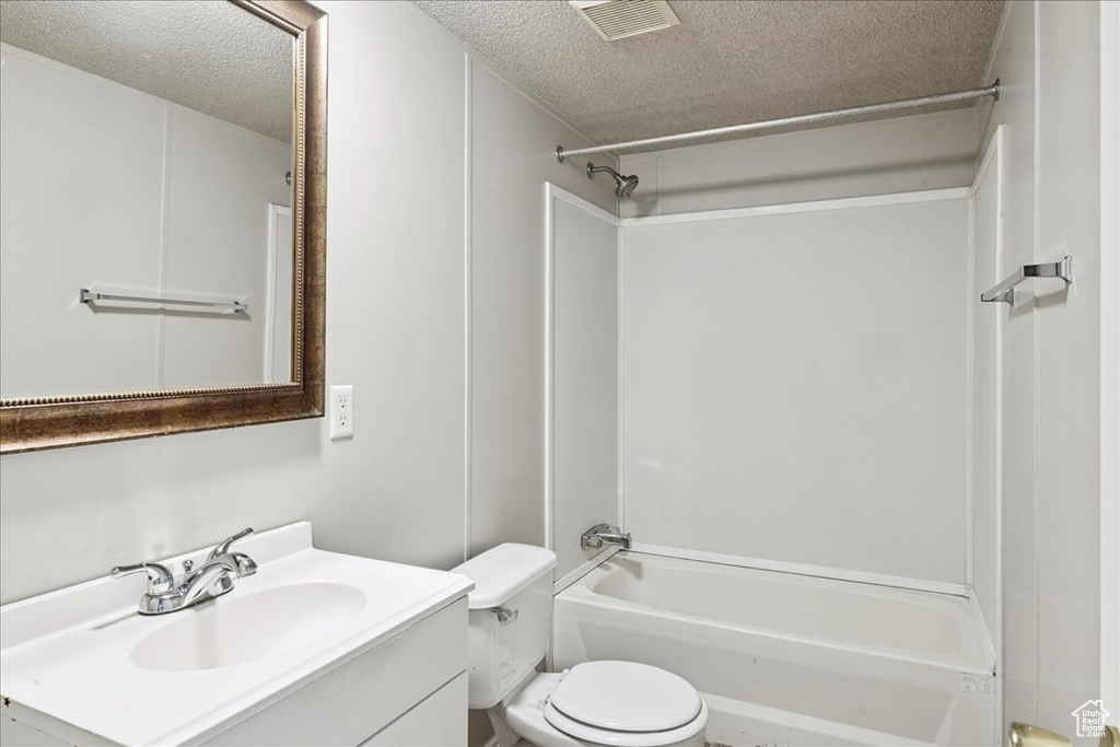 Photo 13 for MLS #2102515 at 3860 Midland Dr #C10