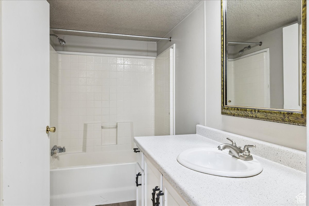 Photo 11 for MLS #2102515 at 3860 Midland Dr #C10