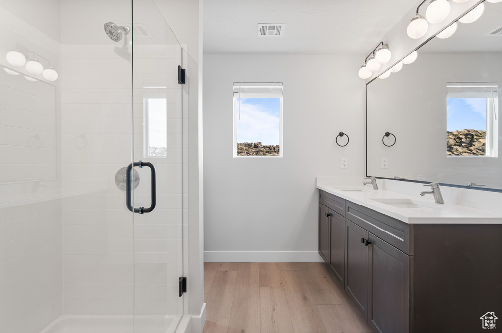Photo 5 for MLS #2102519 at 3967 E Fossil Way #64