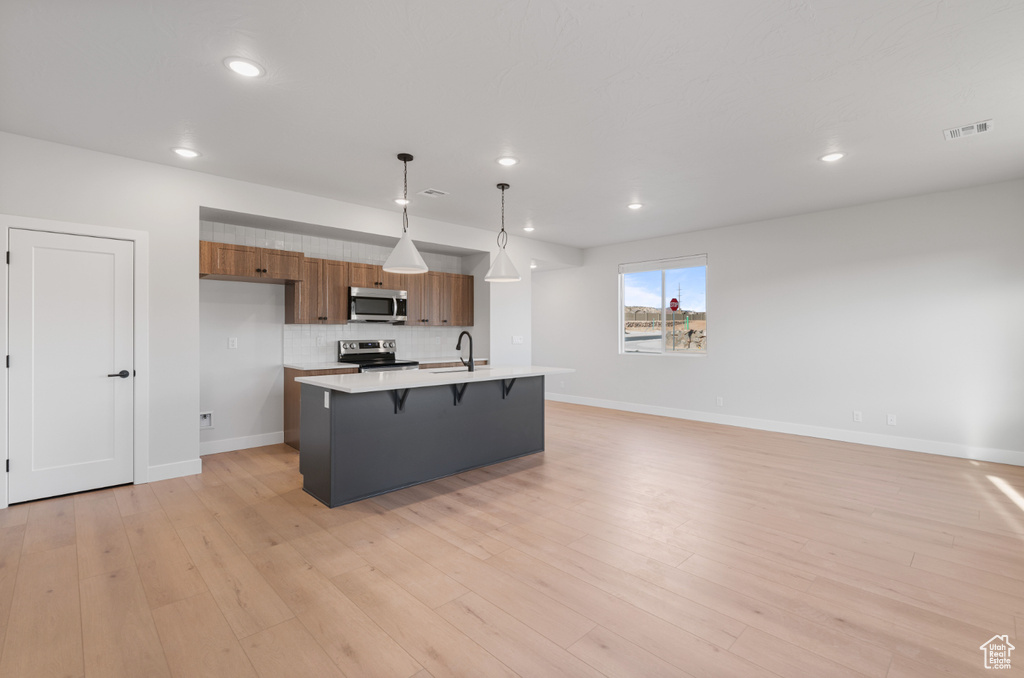 Photo 2 for MLS #2102519 at 3967 E Fossil Way #64