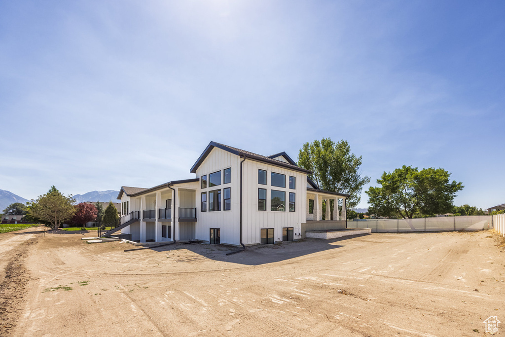 1104 W 10125 S South Jordan, UT 84095