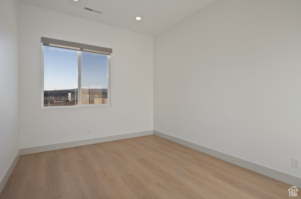 Photo 5 for MLS #2102524 at 5327 S Coral Pearl Aly #421