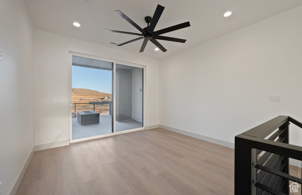 Photo 11 for MLS #2102524 at 5327 S Coral Pearl Aly #421