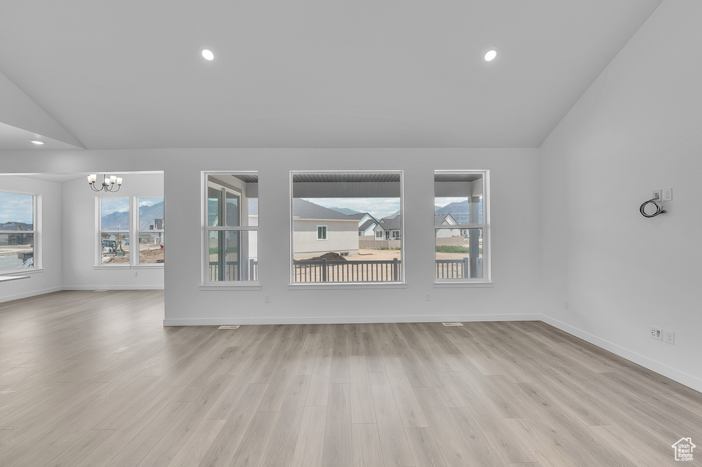 Photo 7 for MLS #2102527 at 3177 E Canyon Meadows Dr #208