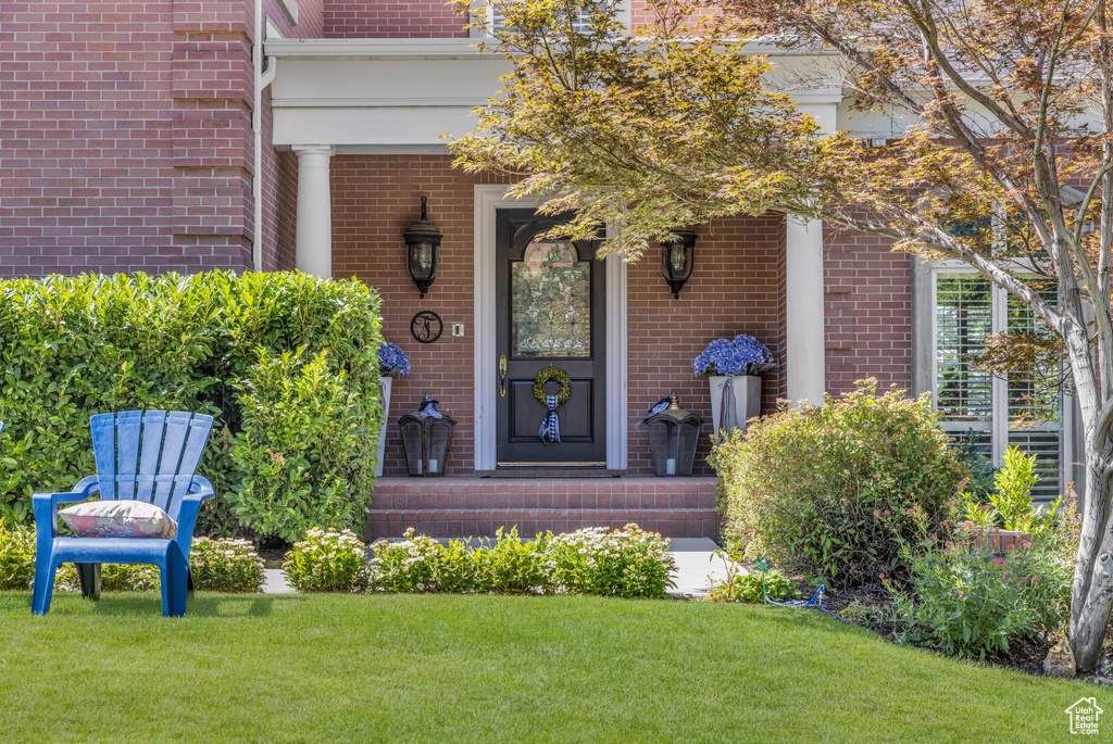 1714 E FORT DOUGLAS CIR Salt Lake City, UT 84103