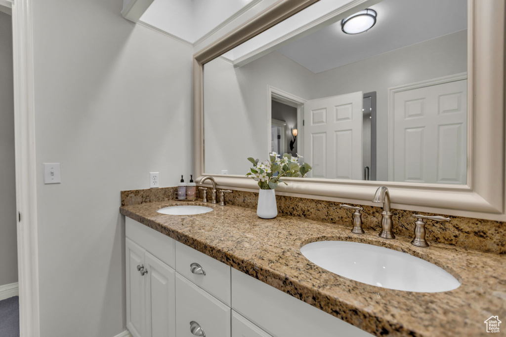 1714 E FORT DOUGLAS CIR Salt Lake City, UT 84103