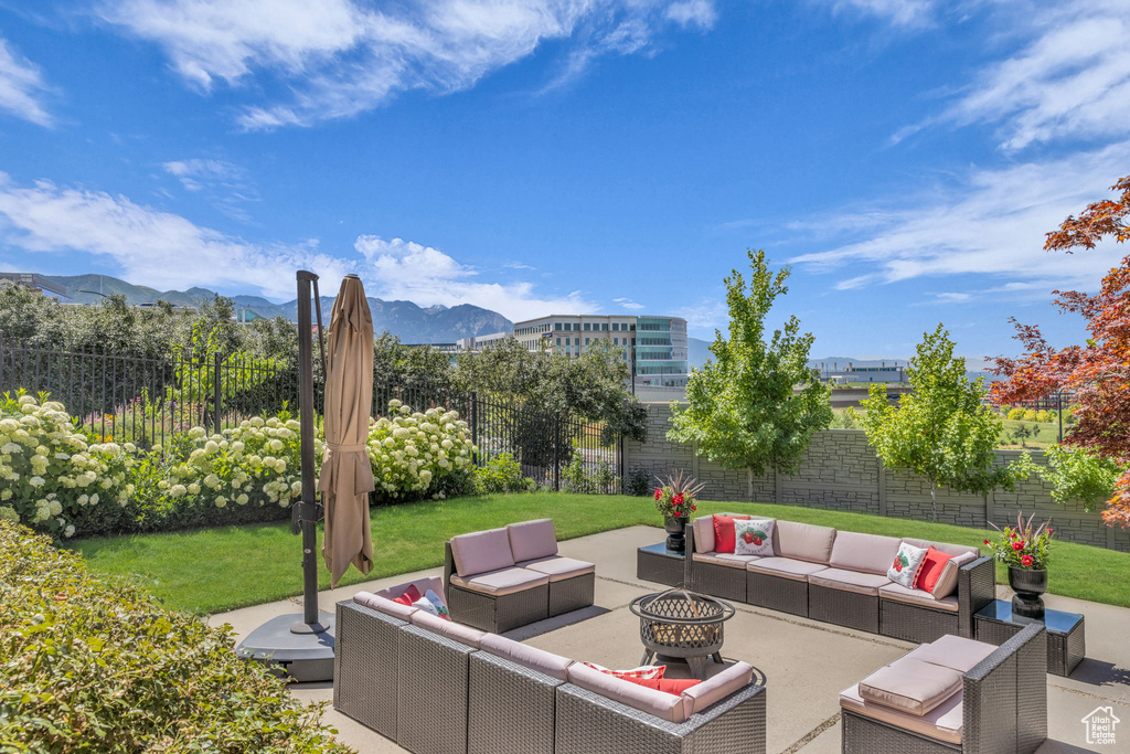 1714 E FORT DOUGLAS CIR Salt Lake City, UT 84103