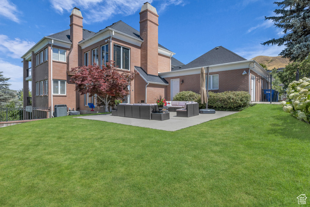 1714 E FORT DOUGLAS CIR Salt Lake City, UT 84103