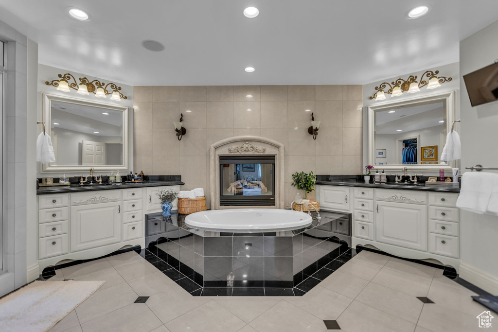 1714 E FORT DOUGLAS CIR Salt Lake City, UT 84103