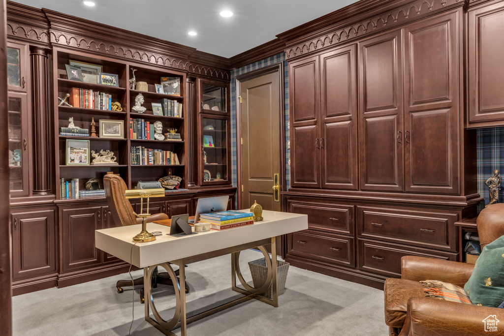 1714 E FORT DOUGLAS CIR Salt Lake City, UT 84103