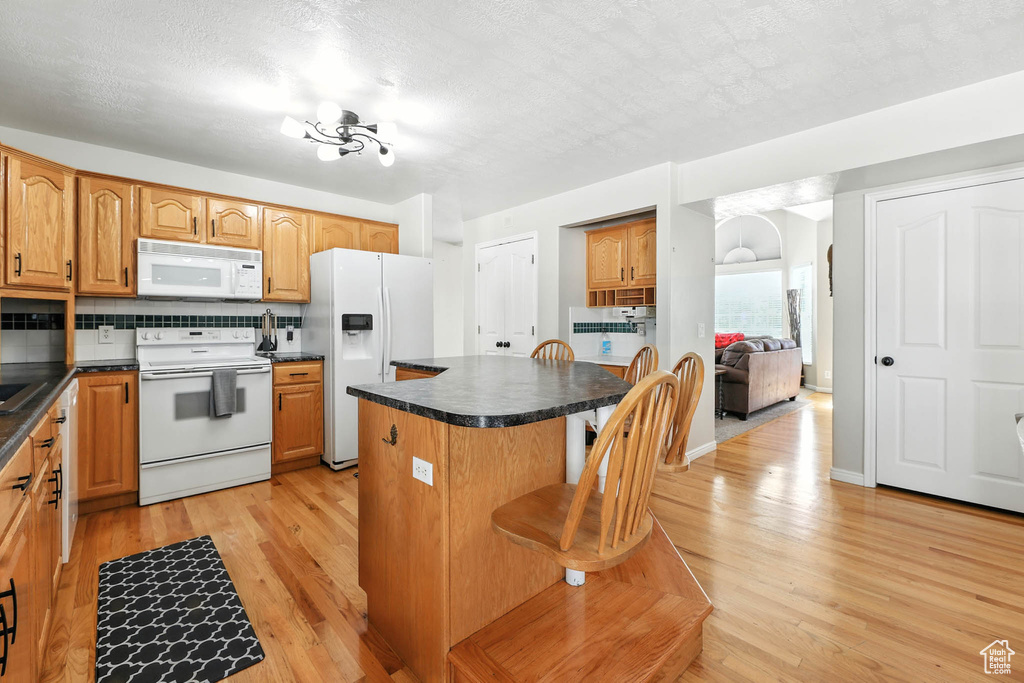 Photo 9 for MLS #2102566 at 1178 N Reveille Cir