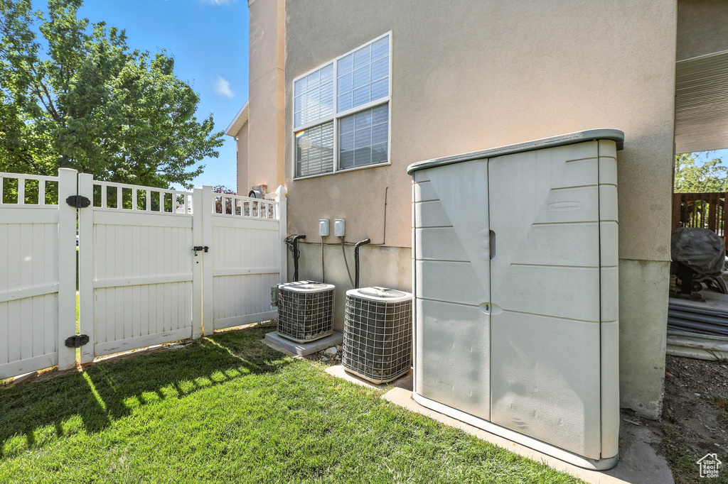 Photo 47 for MLS #2102566 at 1178 N Reveille Cir