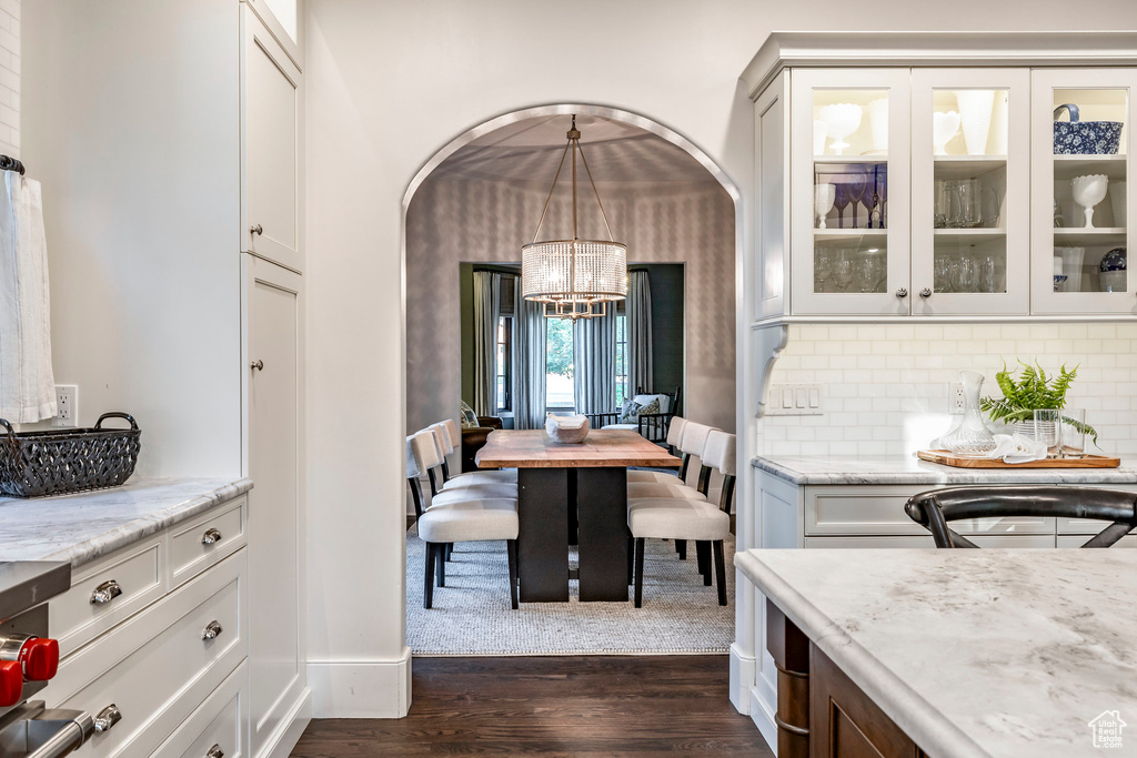 5010 S WANDER LN Holladay, UT 84117
