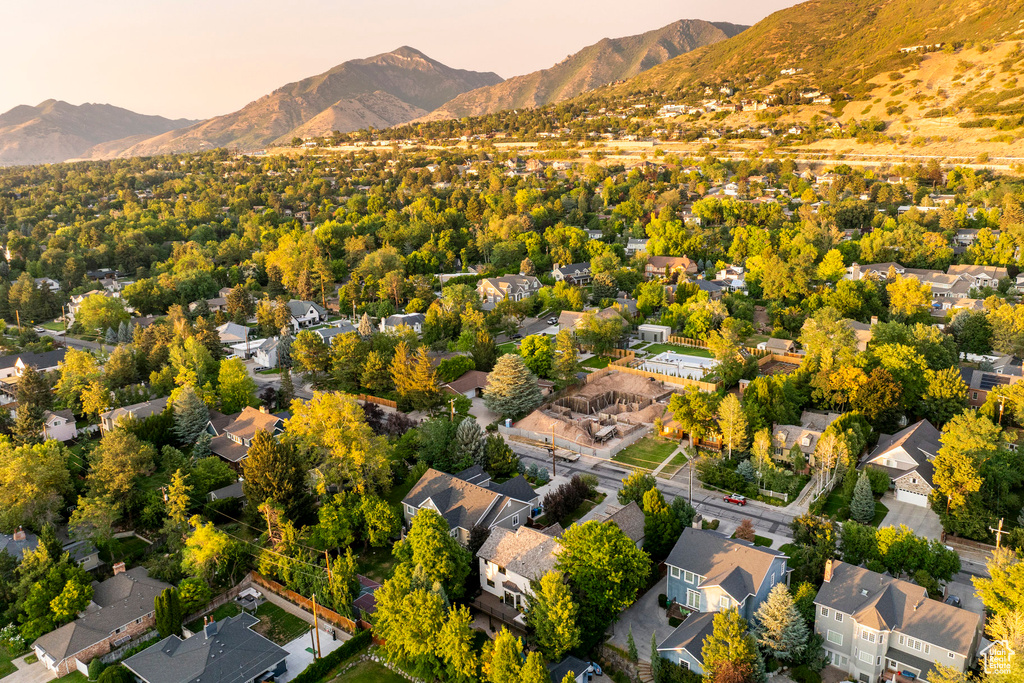 5010 S WANDER LN Holladay, UT 84117