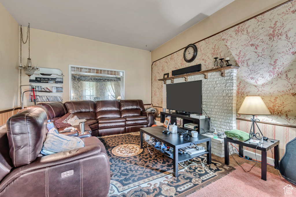 255 S 300 E Lehi, UT 84043