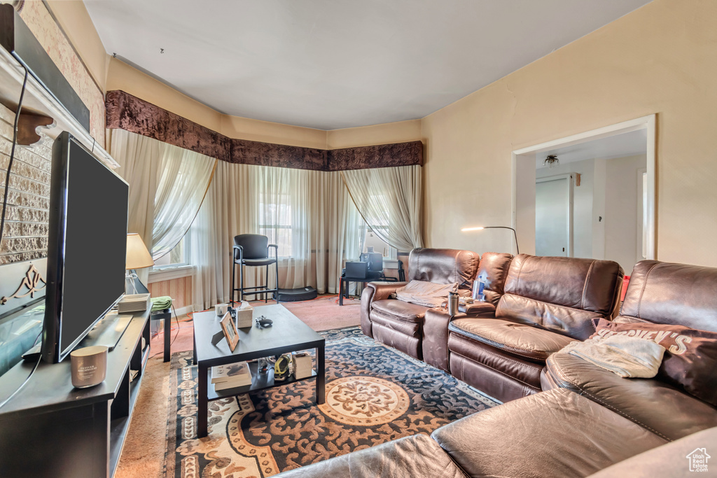 255 S 300 E Lehi, UT 84043