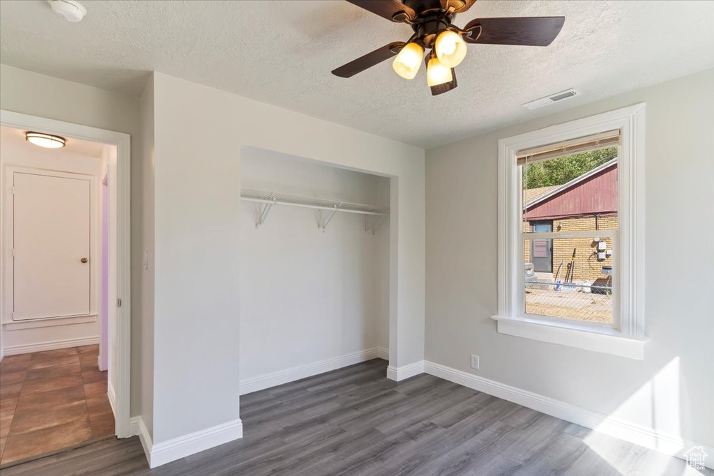 1060 E SULLIVAN RD Ogden, UT 84403