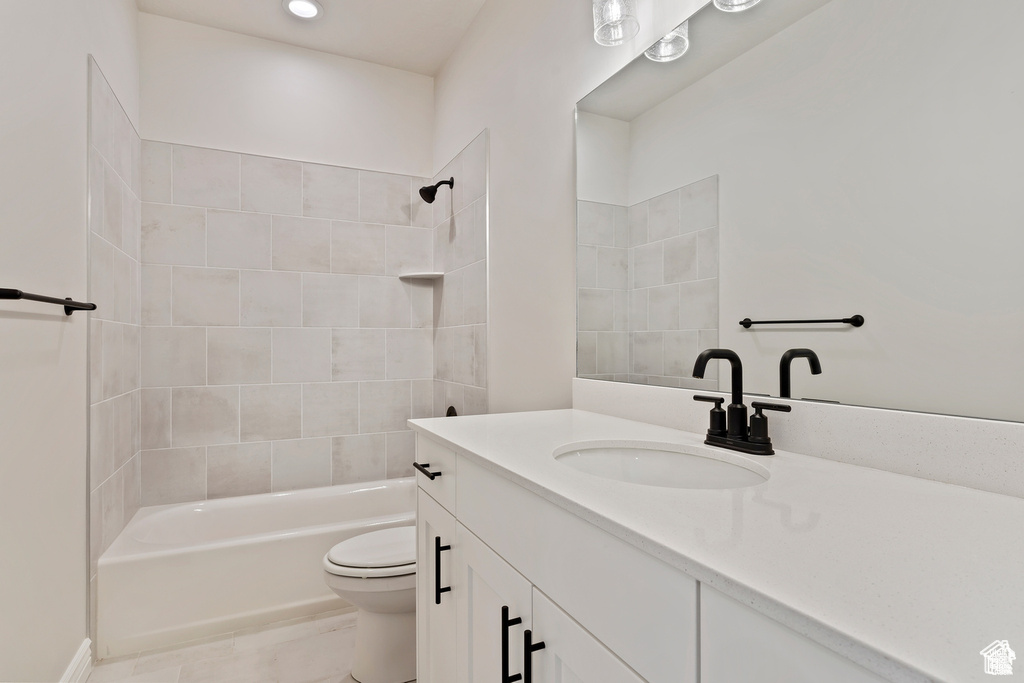 Photo 5 for MLS #2102589 at 3165 W 3175 South #328