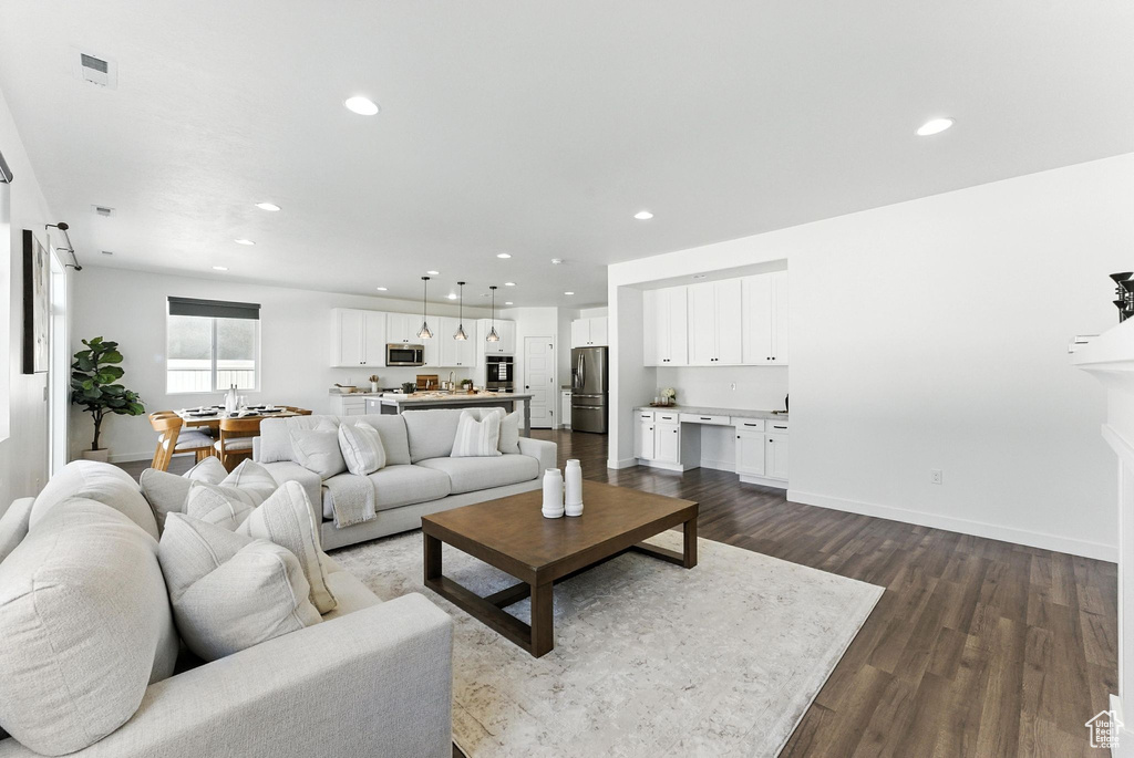 3474 S LAUREL LN Syracuse, UT 84075