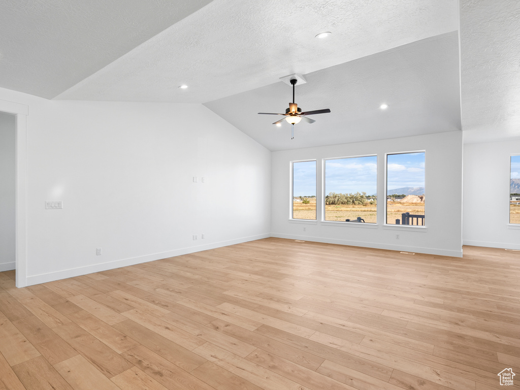 Photo 5 for MLS #2102638 at 283 E 1250 North #64
