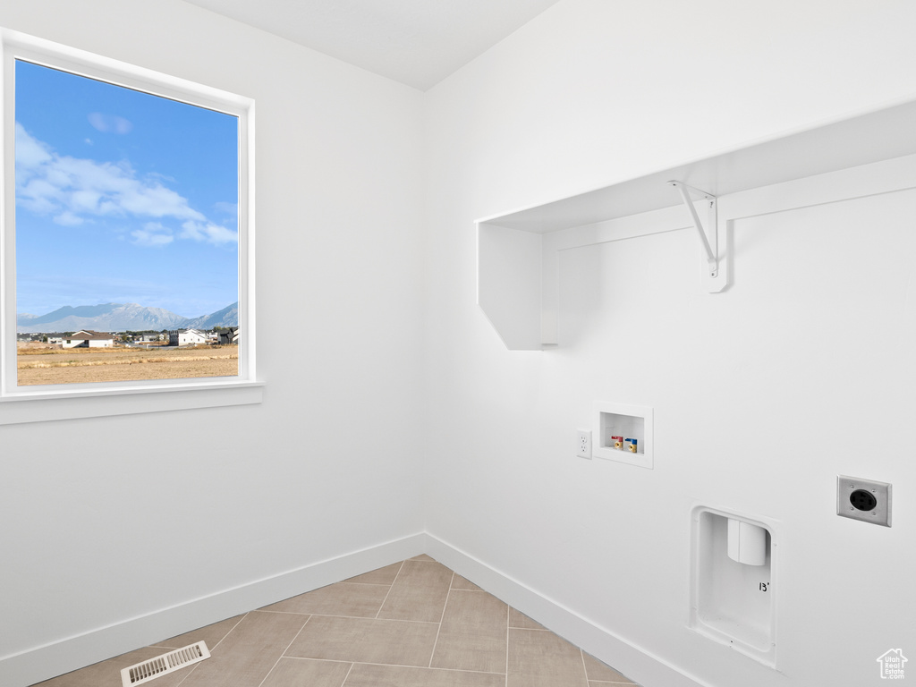 Photo 6 for MLS #2102638 at 283 E 1250 North #64