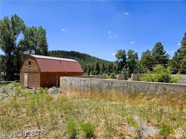 642  ASPEN DR Hatch, UT 84735