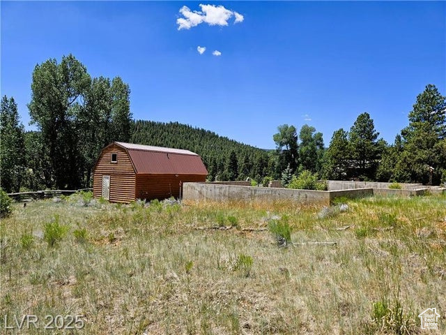 642  ASPEN DR Hatch, UT 84735