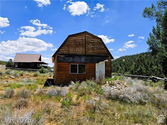 642  ASPEN DR Hatch, UT 84735