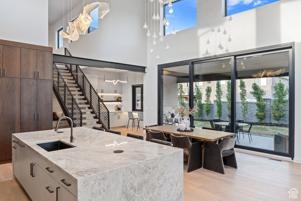 Photo 4 for MLS #2102653 at 13941 S Jarvie Ln