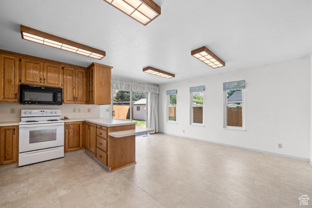 Photo 8 for MLS #2102668 at 315 S 500 West