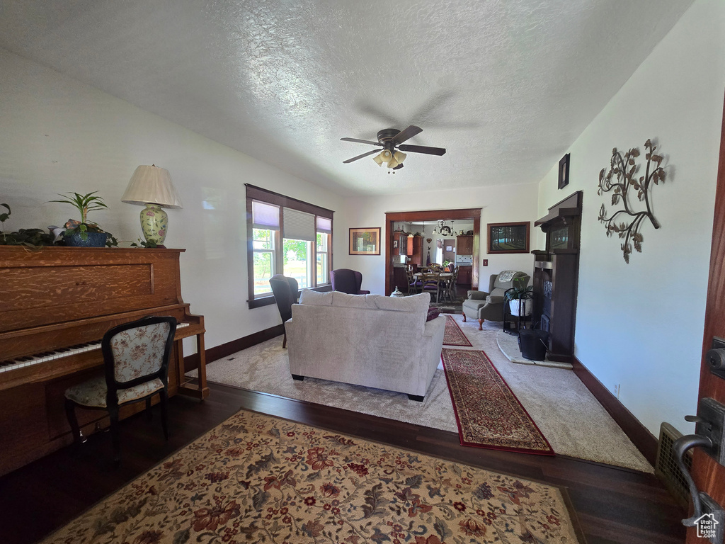 Photo 10 for MLS #2102672 at 525 W Bannock