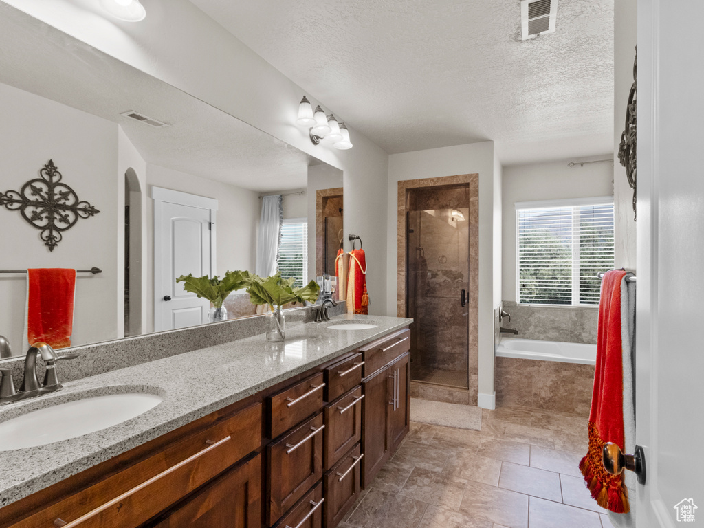 14194 S ROYAL COACHMAN DR Bluffdale, UT 84065