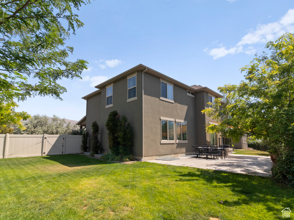 14194 S ROYAL COACHMAN DR Bluffdale, UT 84065
